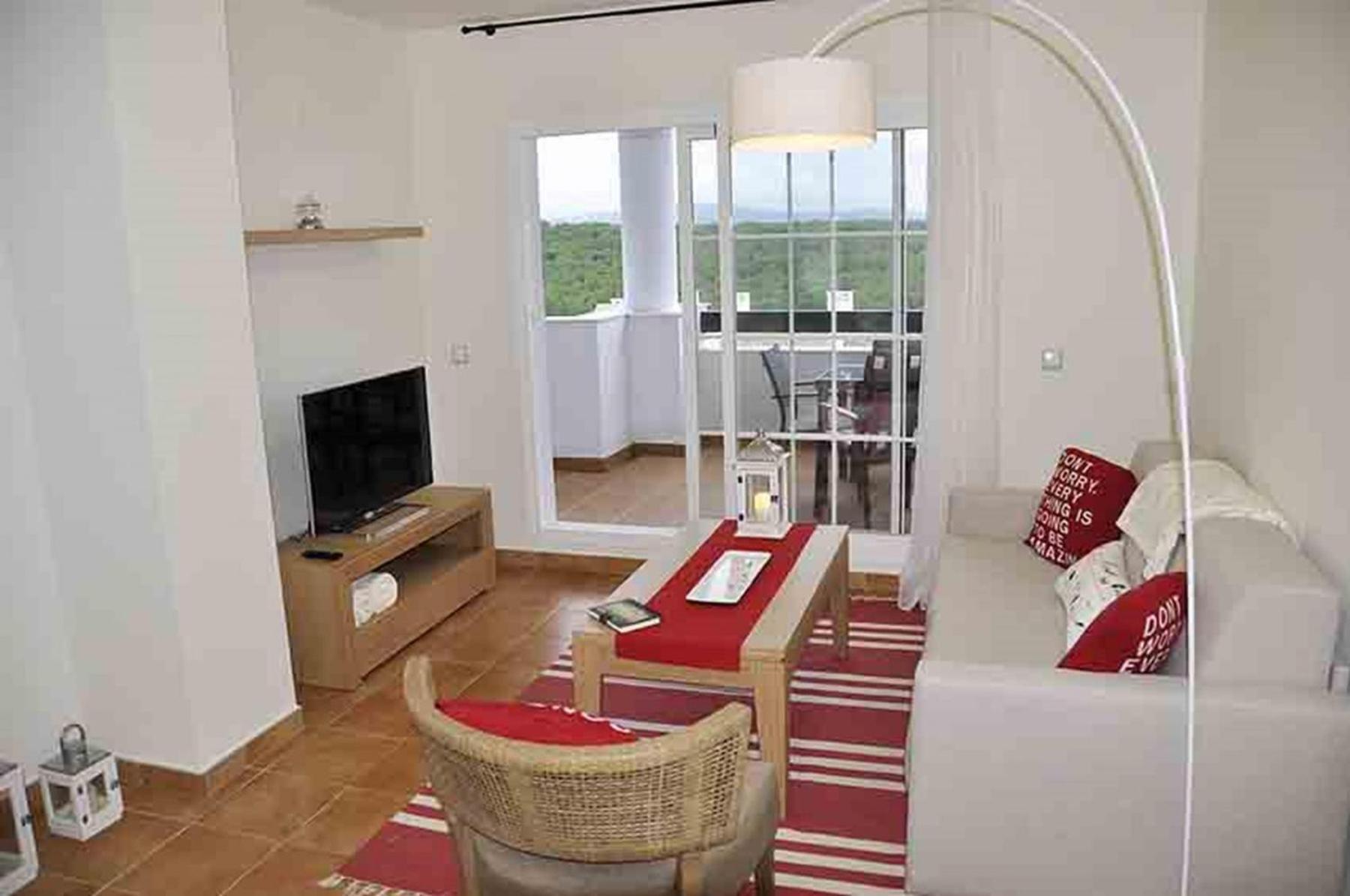 2127-Superb 2 Bedrooms , Lovely Terraces And Pool San Roque  Eksteriør billede
